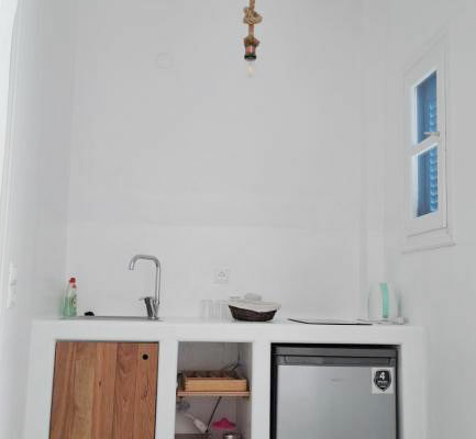 Standard Triple Studio 2 Bizas Paros accommodation Standard Triple Studio