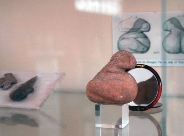 The Fat Lady of Saliagos Antiparos The Fat Lady of Saliagos Antiparos