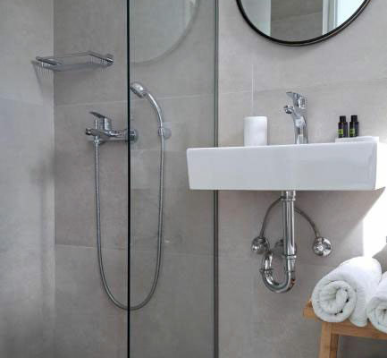 Chambre triple avec vue sur le jardin Chambre triple avec vue sur le jardin